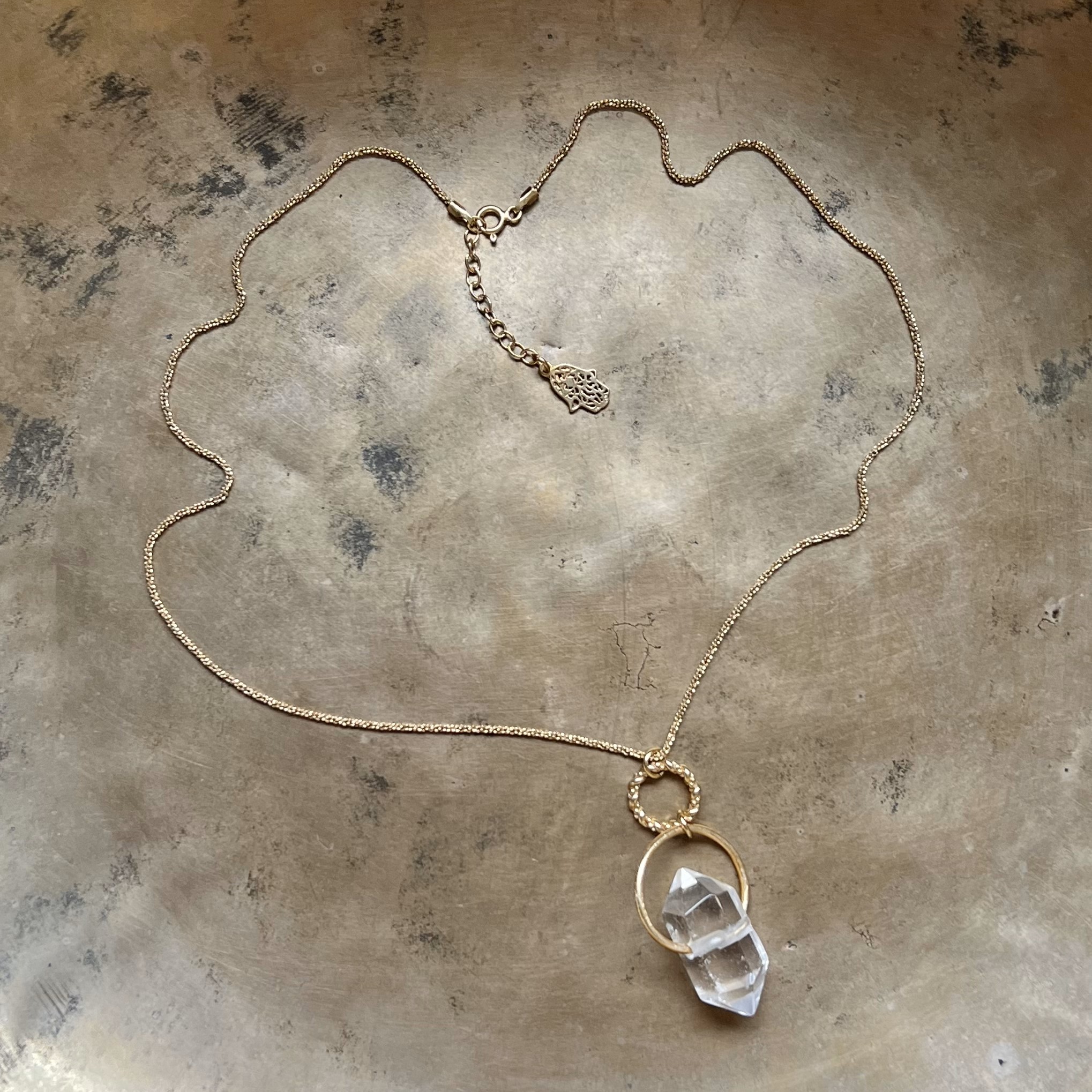 Naszyjnik ze srebra pozłacanego z Kryształem Górskim