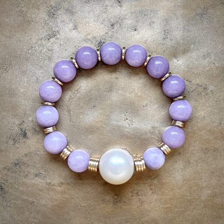 Bransoletka jadeitowa z naturalna perłą