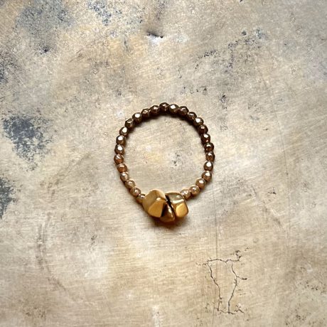 Pierścionek z hematytu