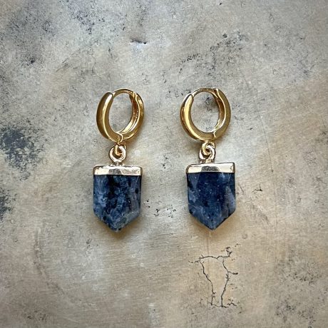 Kolczyki jaspisowe na biglach