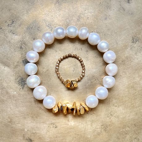 Zestaw biżuterii z naturalnych pereł
