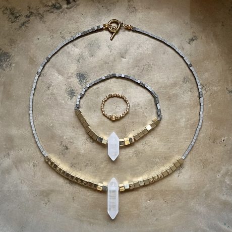 Zestaw hematytowy z kryształem górskim