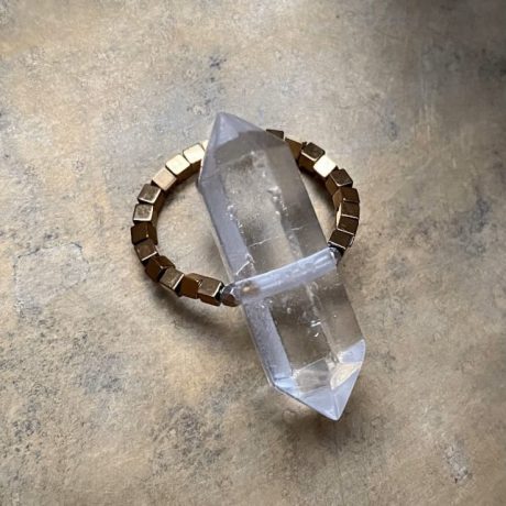 Pierścionek z Kryształem Górskim