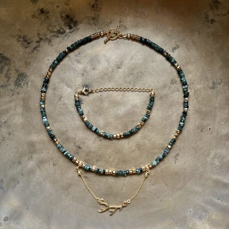 Zestaw szmaragdowy z Rogiem Jelenia